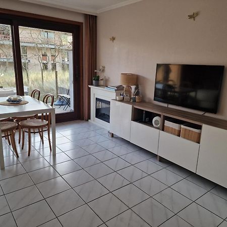4-Persoons Appartement Met Een Mooi Uitzicht De Panne Dış mekan fotoğraf