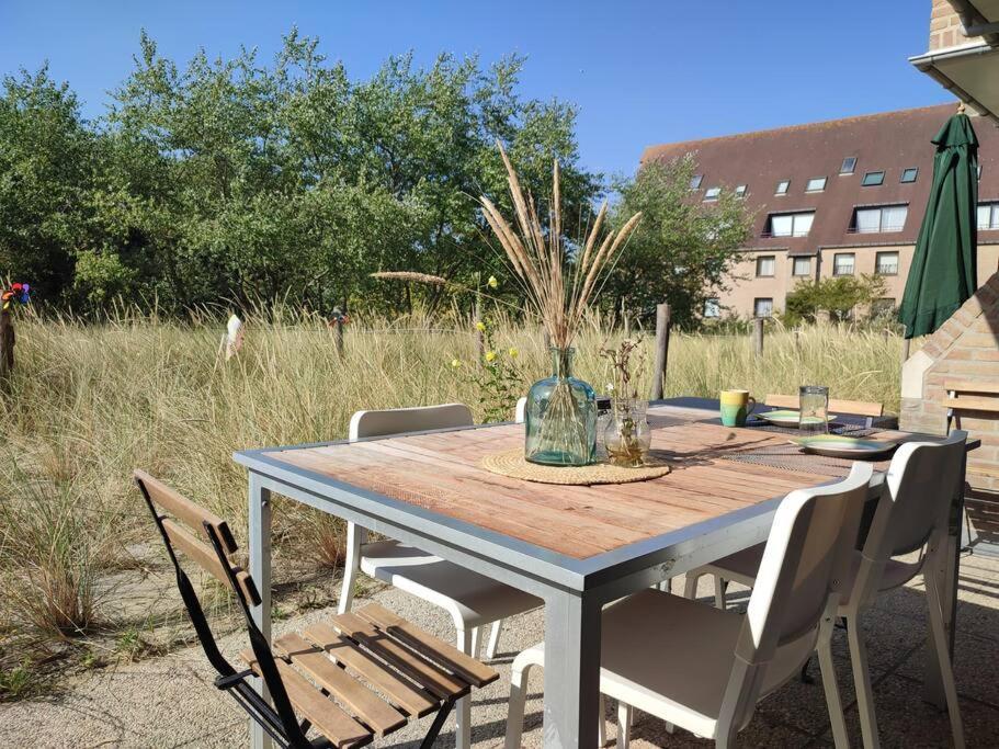 4-Persoons Appartement Met Een Mooi Uitzicht De Panne Dış mekan fotoğraf