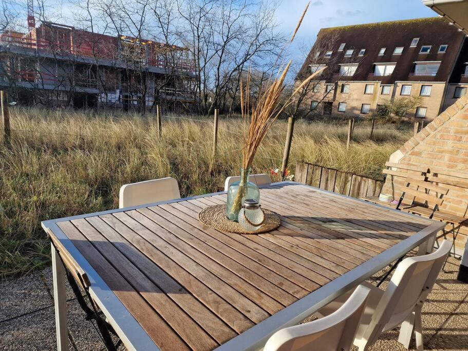 4-Persoons Appartement Met Een Mooi Uitzicht De Panne Dış mekan fotoğraf